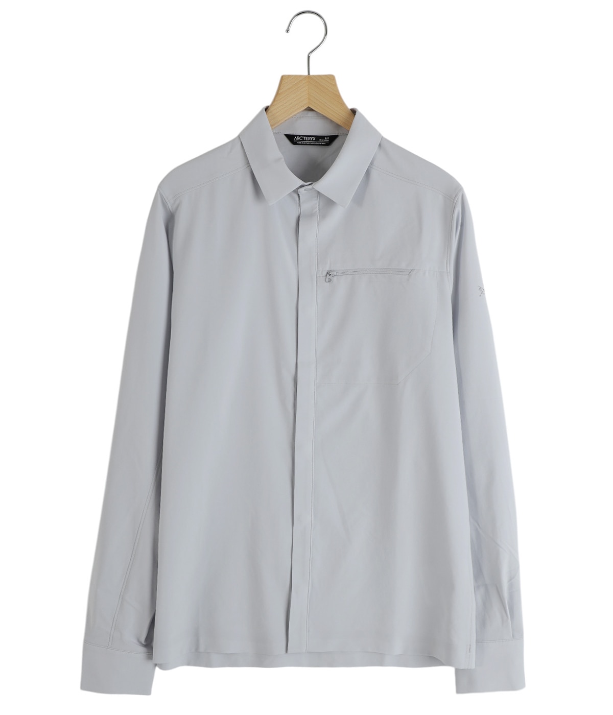 【新品】アークテリクス　スカイラインSSシャツ solitude M ARC'TERYX(アークテリクス) Skyline SS Shirt(スカイライン