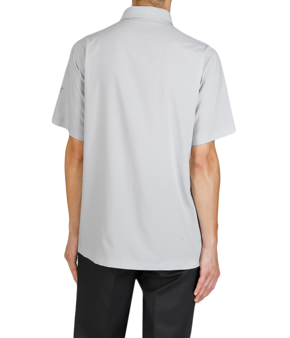 【新品】アークテリクス　スカイラインSSシャツ solitude M ARC'TERYX(アークテリクス) Skyline SS Shirt(スカイライン