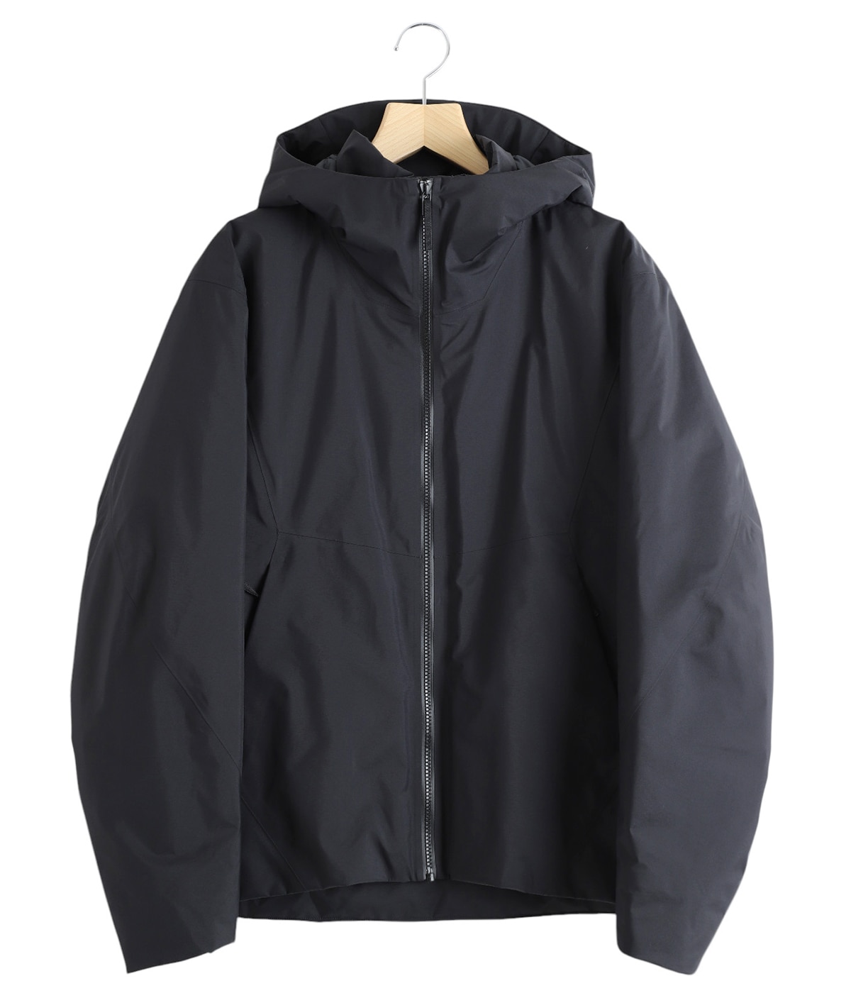 ARC'TERYX VEILANCE(アークテリクス ヴェイランス)の商品一覧
