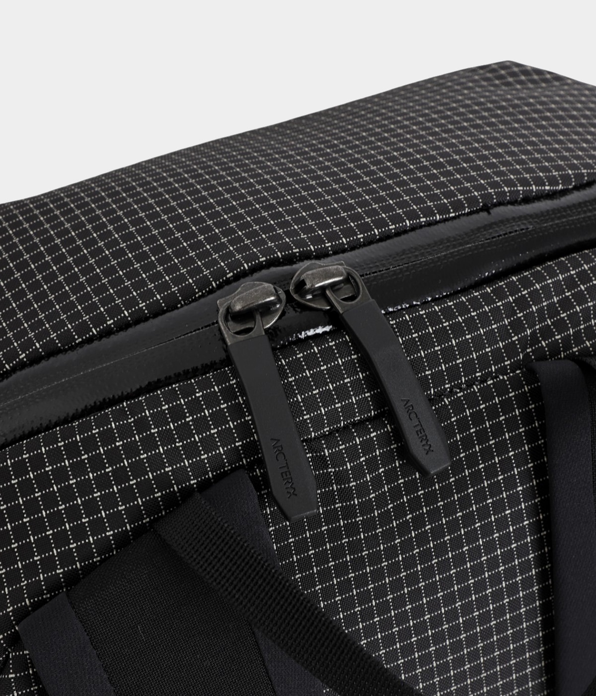 新品ARC'TERYX KONSEAL 15 バックパック黒 Arc'teryx Men's Konseal 15 Backpack in Black Arc'teryx