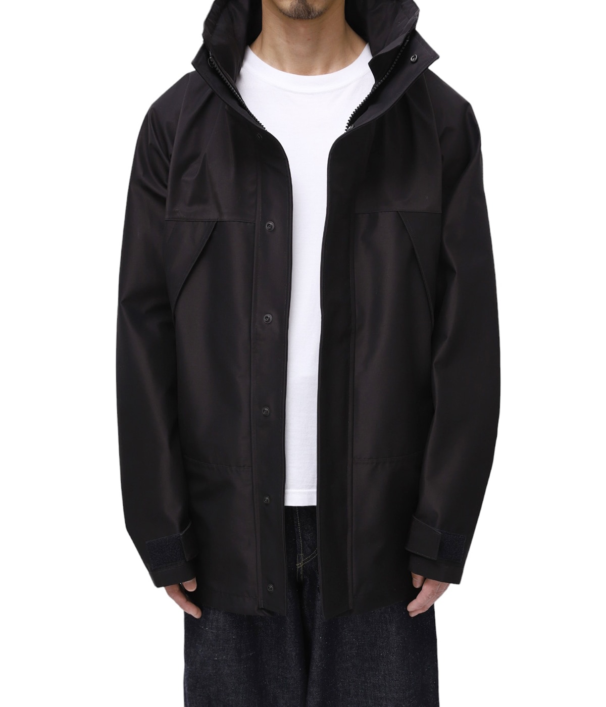 コモリ シルク ローブボタン ノーカラー ジャケット シルク ブラック COMOLI(コモリ) シルクネップ ジップショートジャケットシルク