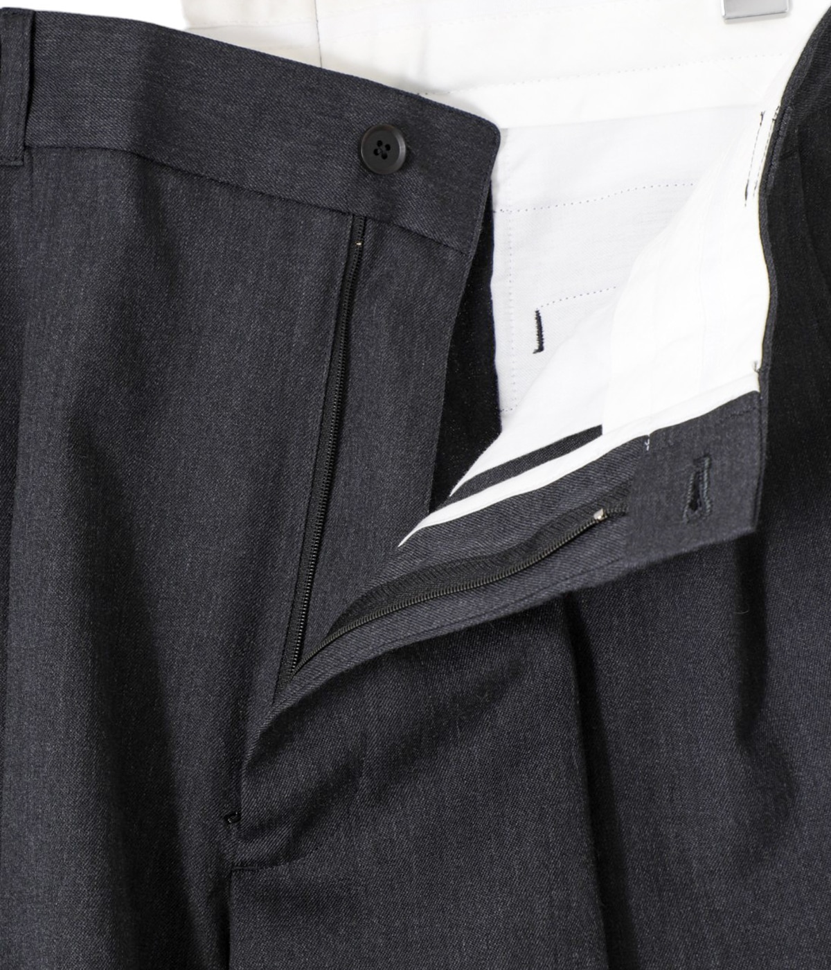 パンツ COTTON RAYON 3PLEATED WIDE-LEG TROUSERS 3PLEATED WIDE-LEG TROUSERS | YOKE(ヨーク) / パンツ