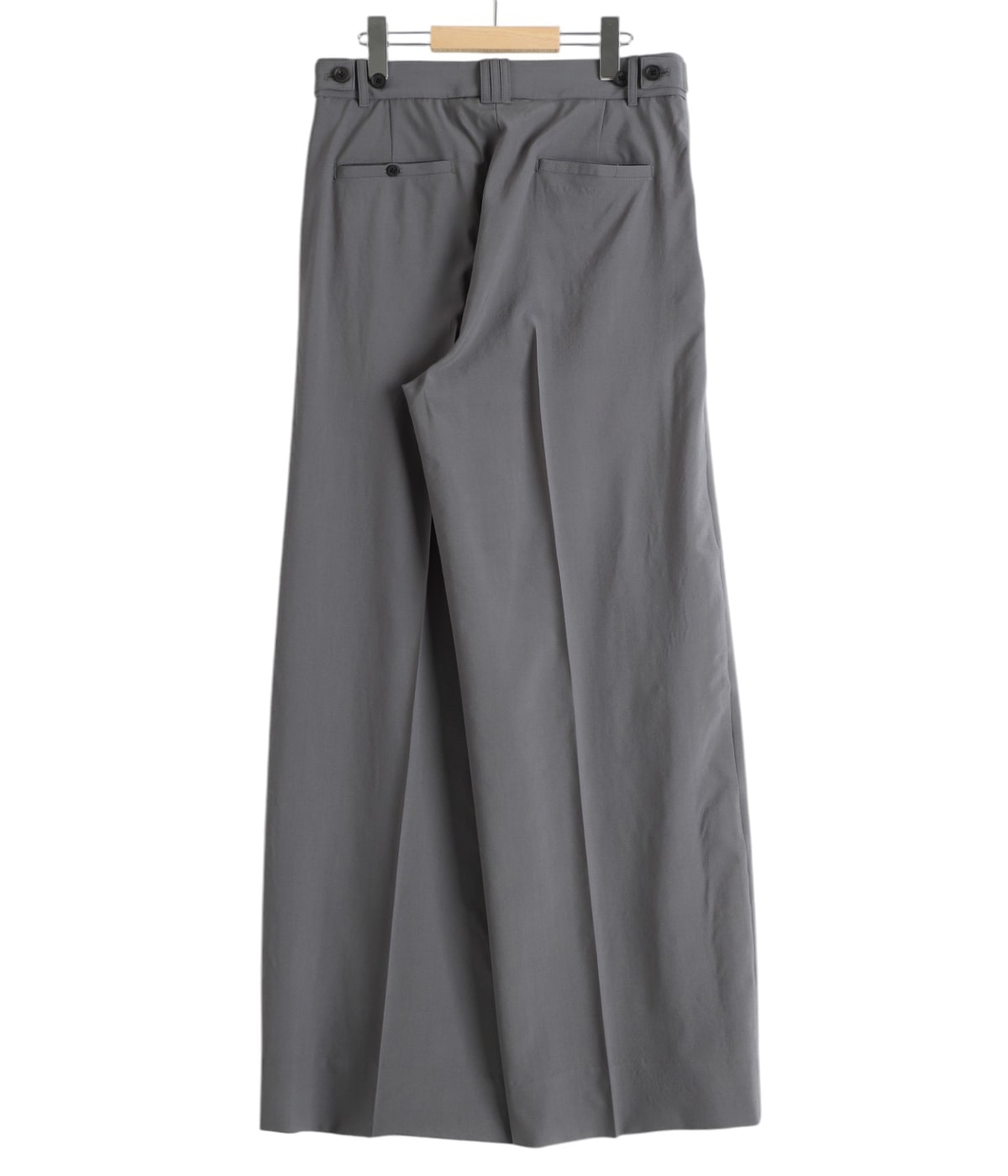 あ*3様 Tropical Two Pleats Trousers | クロスク あ*3様 Tropical Two Pleats Trousers | クロスク - メルカリ