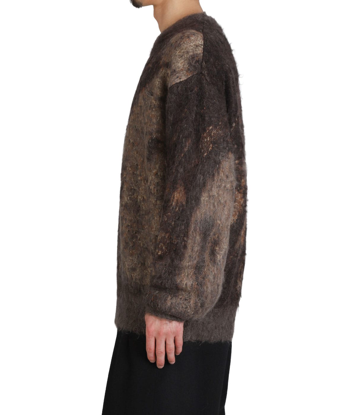 model（175cm / 60kg）B85 W75 H92 着用サイズ：3