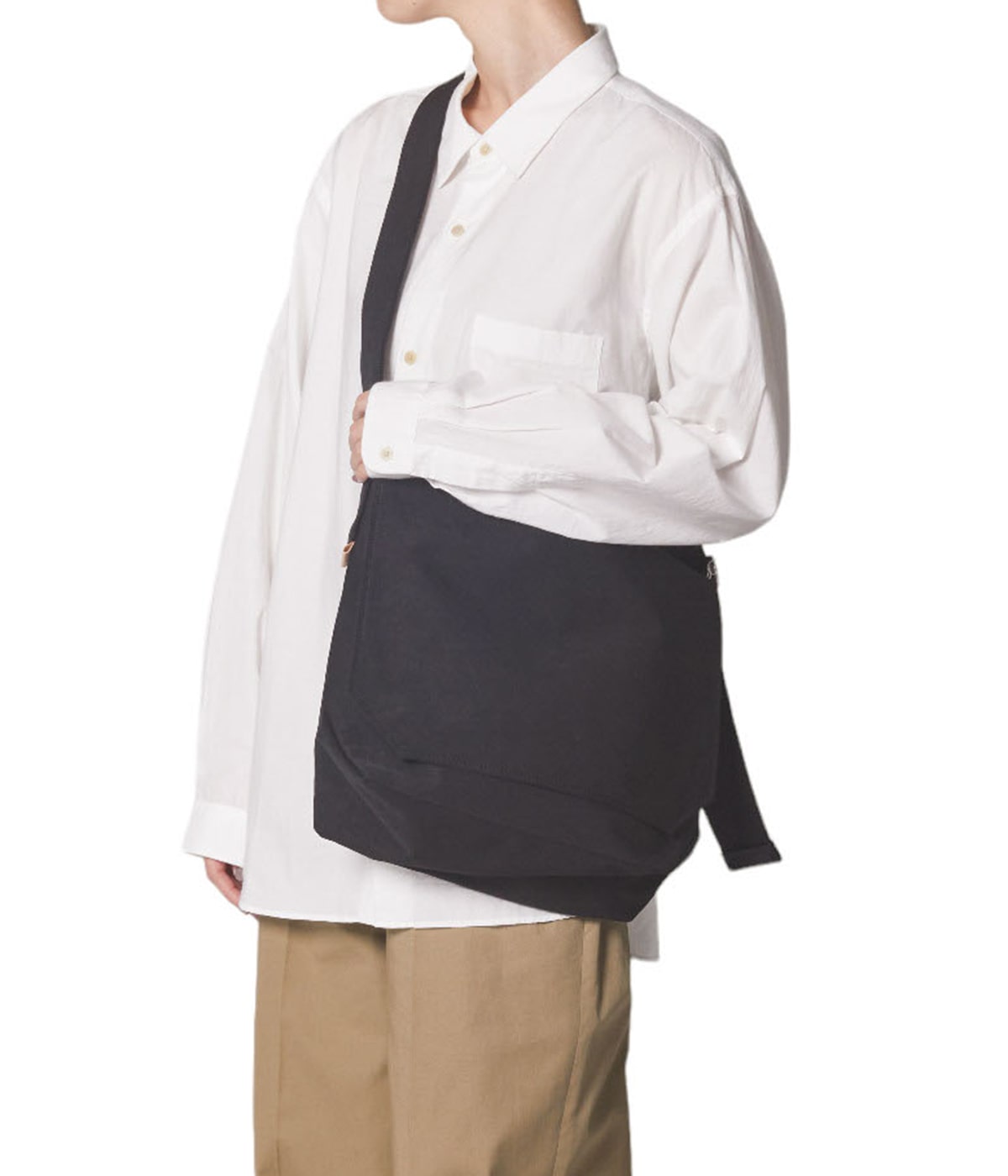 Hender Scheme flap shoulder small/ブラック Hender Scheme (エンダースキーマ) flap shoulder small