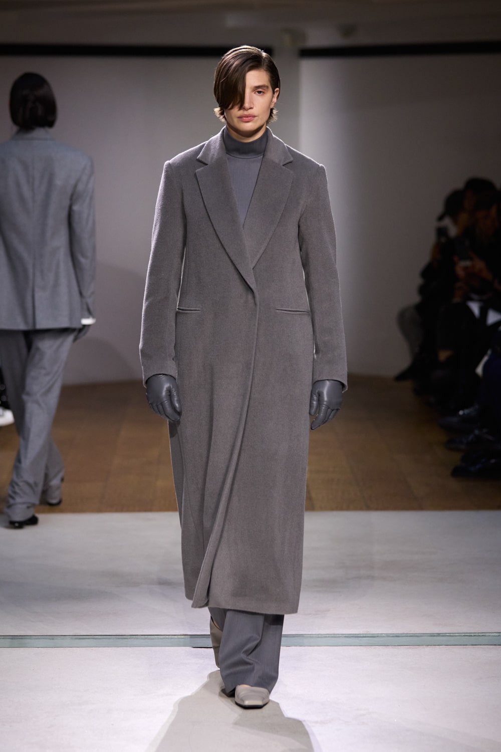LOOK】Mame Kurogouchi|2024 AUTUMN & WINTER COLLECTION LOOK】Mame Kurogouchi|2024 AUTUMN & WINTER COLLECTION