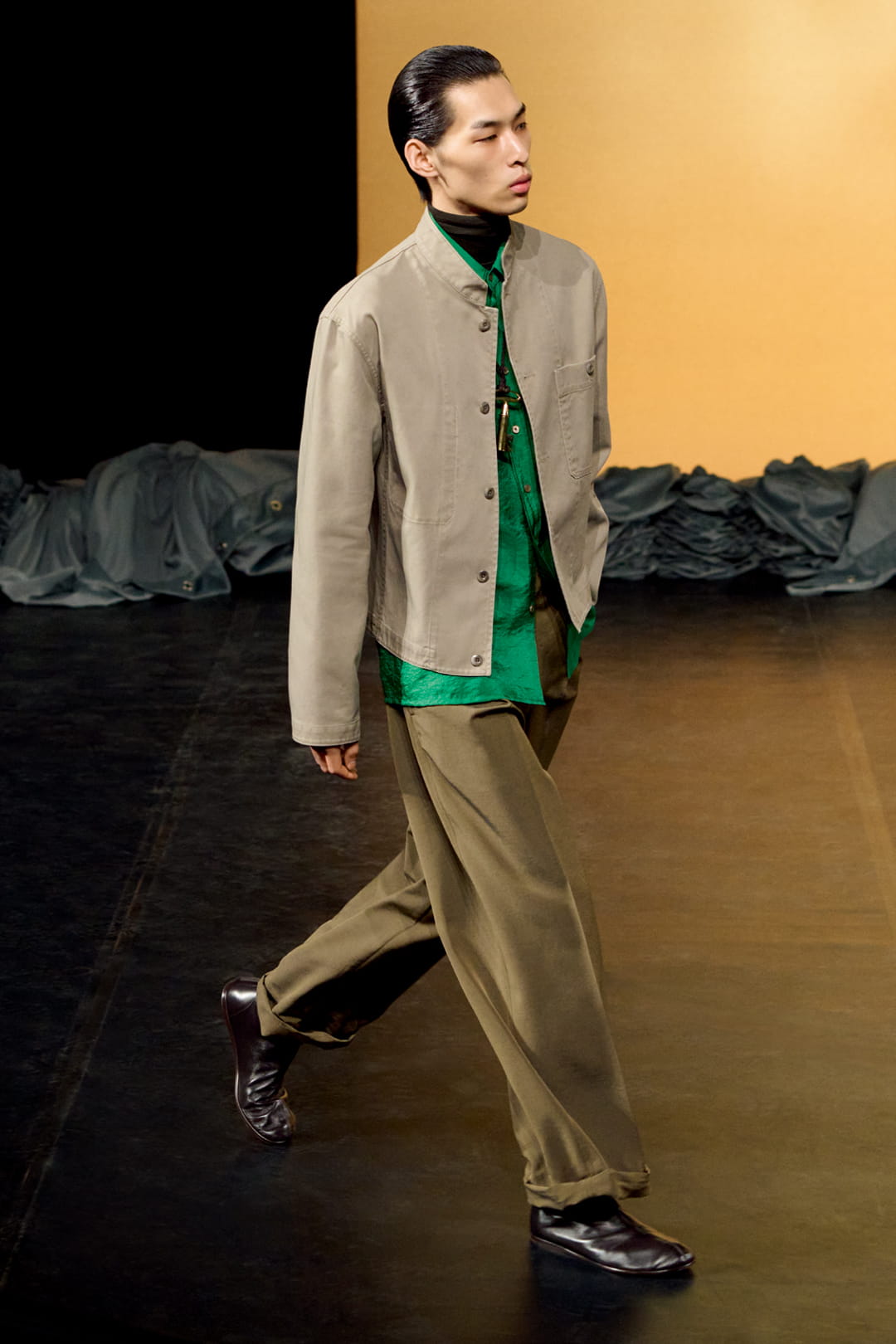 LOOK_img