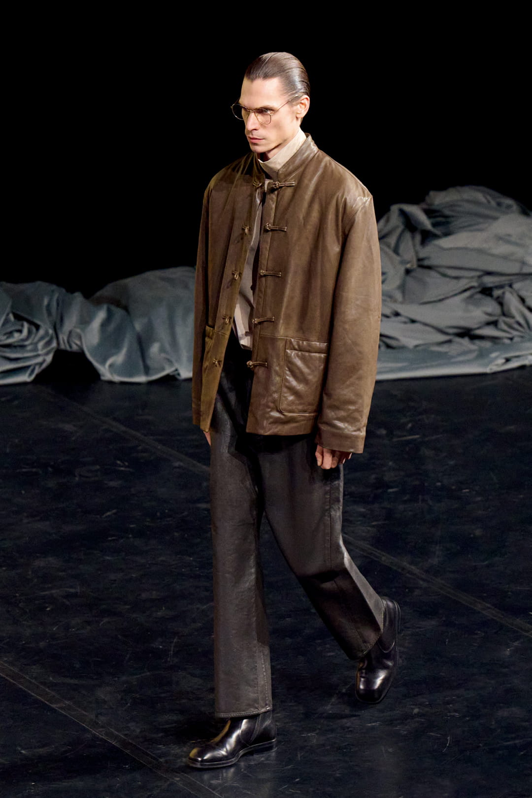 LOOK_img